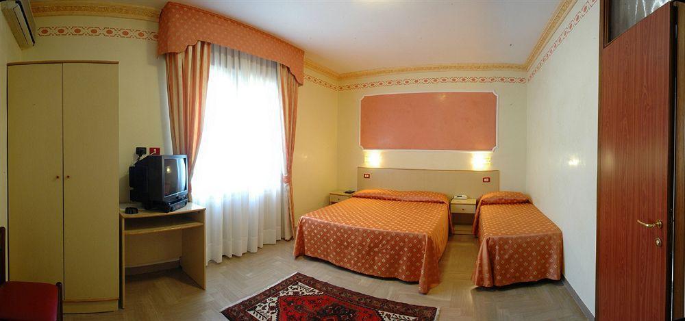 Locanda Zabotto Campagna Lupia Ngoại thất bức ảnh
