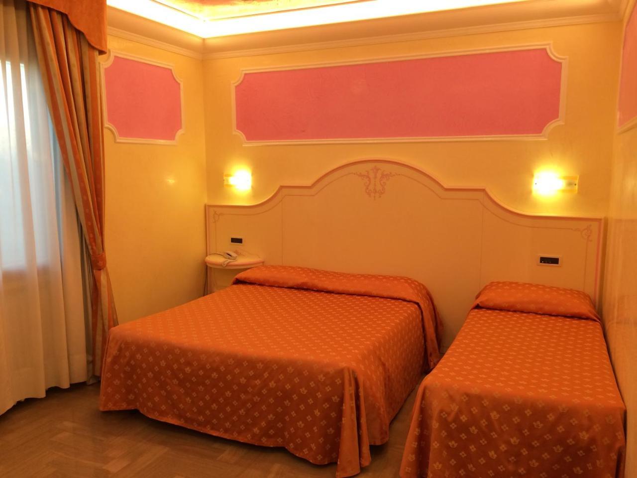 Locanda Zabotto Campagna Lupia Ngoại thất bức ảnh